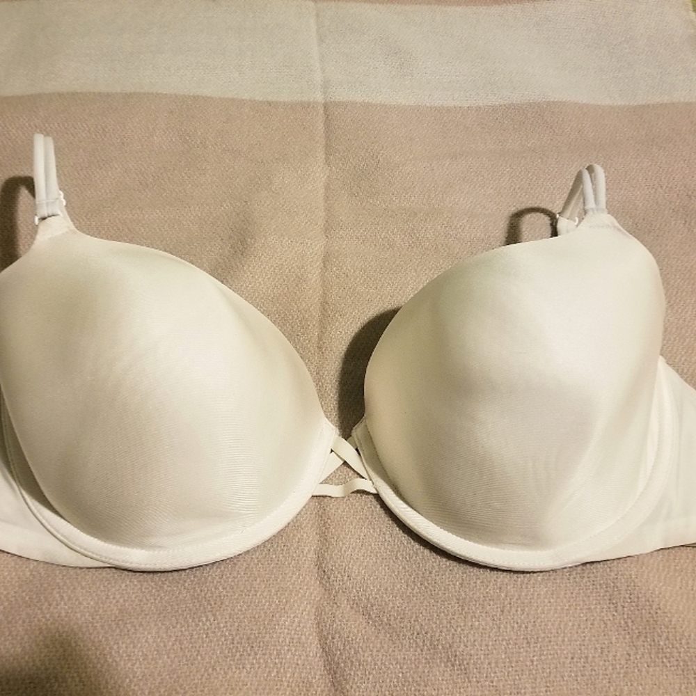 Victorias Secret 38D Demi Bra